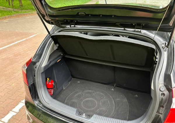 Kia Rio cena 21900 przebieg: 103612, rok produkcji 2012 z Limanowa małe 191